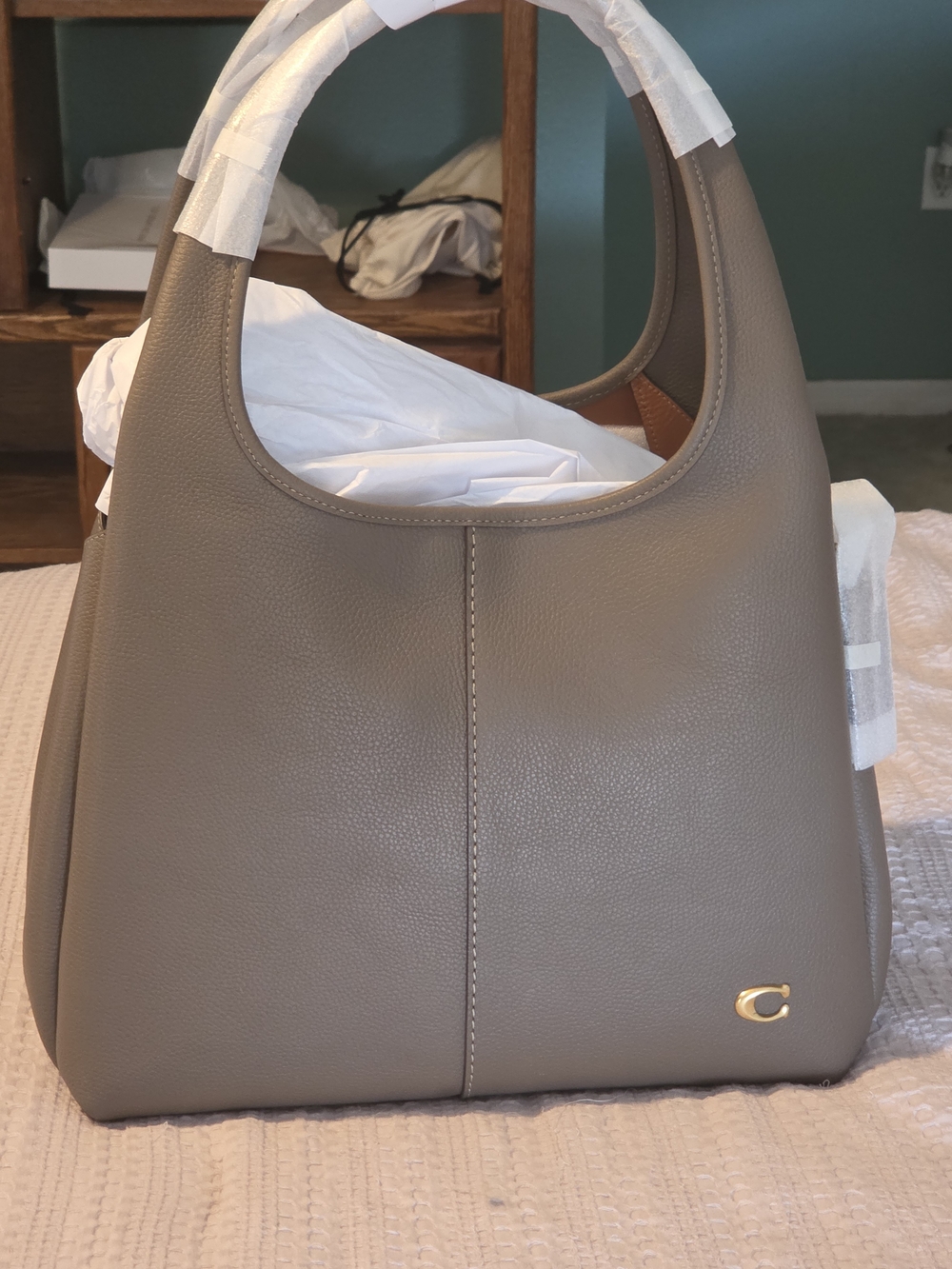 NWT Coach LARGE Lana Shoulder Bag Dark Stone